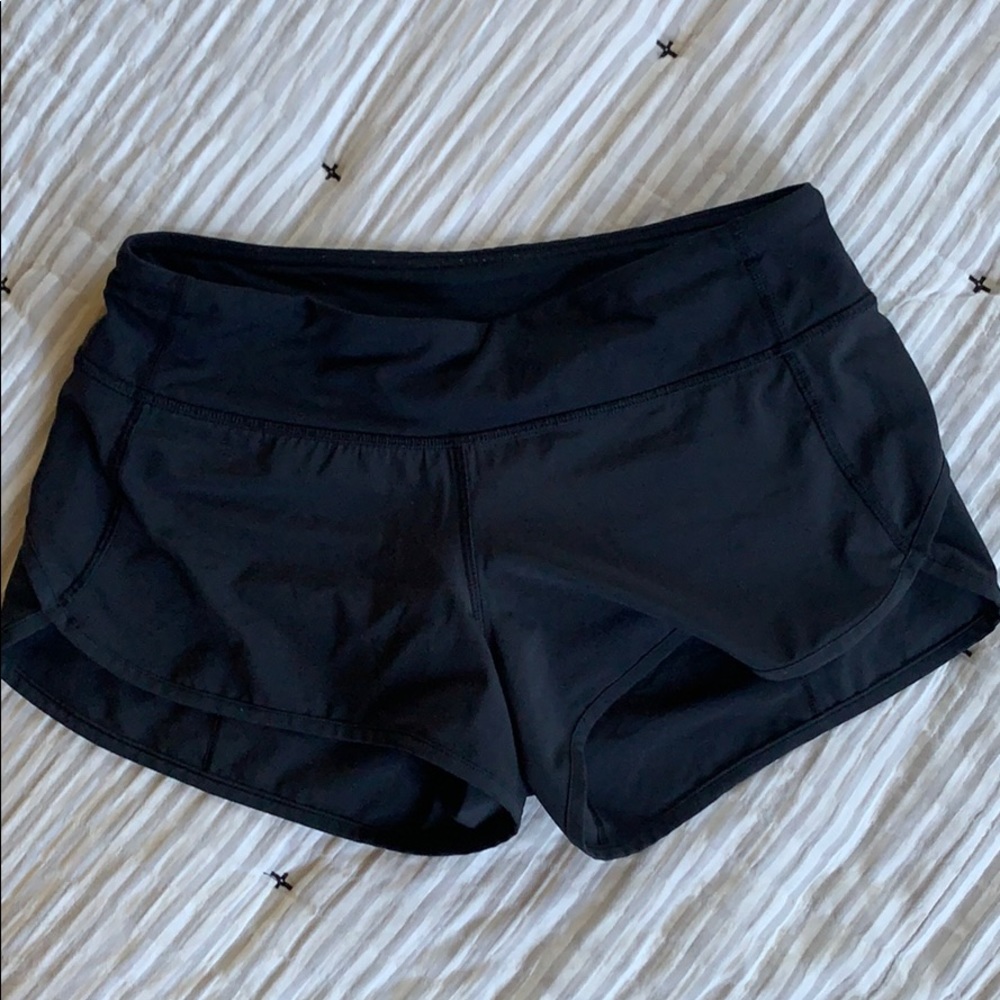 Lulu lemon speed up black shorts 4